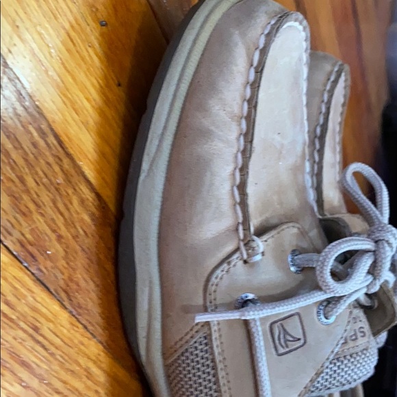 Women’s Sperry Boat Shoes - Picture 3 of 5